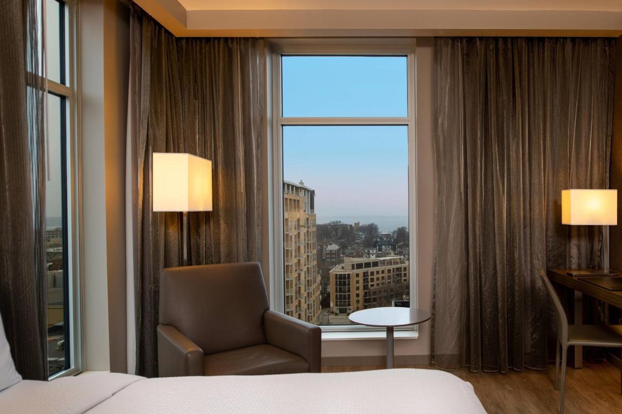 เอซี โฮเต็ล เมดิสัน ดาวน์ทาวน์ Hotel ภายนอก รูปภาพ
