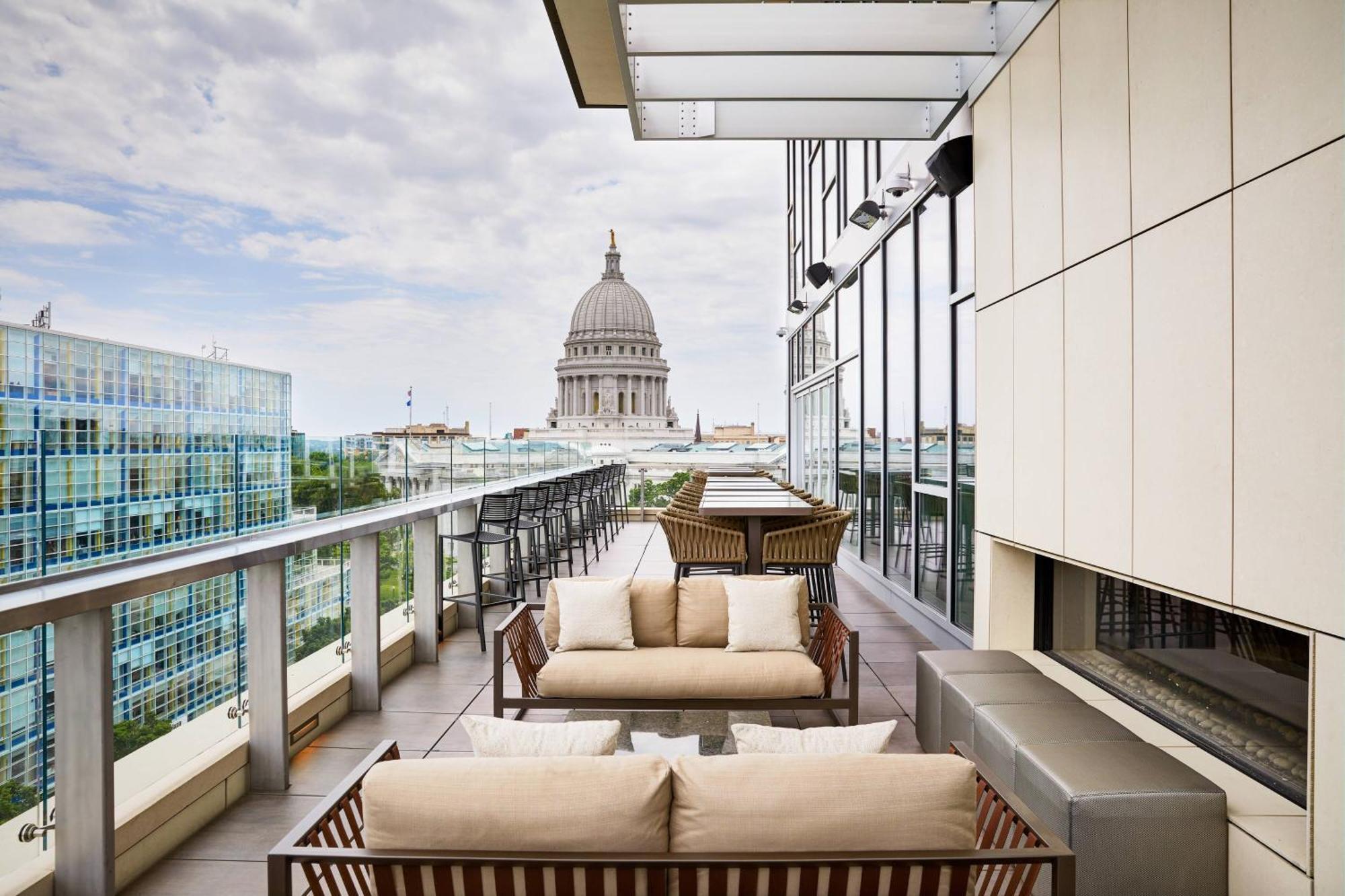 เอซี โฮเต็ล เมดิสัน ดาวน์ทาวน์ Hotel ภายนอก รูปภาพ