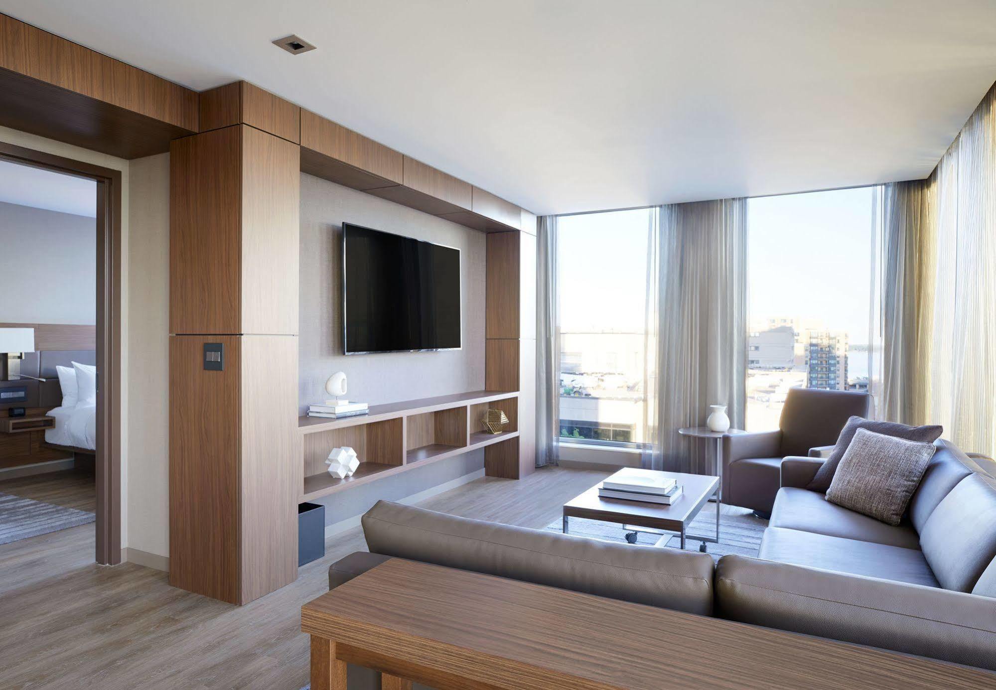 เอซี โฮเต็ล เมดิสัน ดาวน์ทาวน์ Hotel ภายนอก รูปภาพ